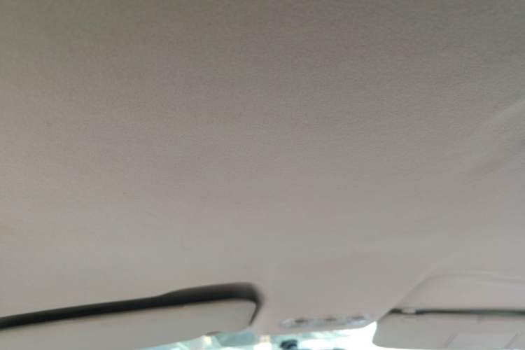 Used Nissan Qashqai 2011 2.0 XL Fire 6MT 2WD Headliner