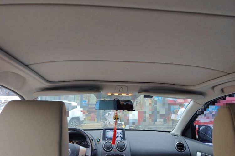 Used Nissan Qashqai 2011 2.0 XV Tigre CVT 4WD Headliner