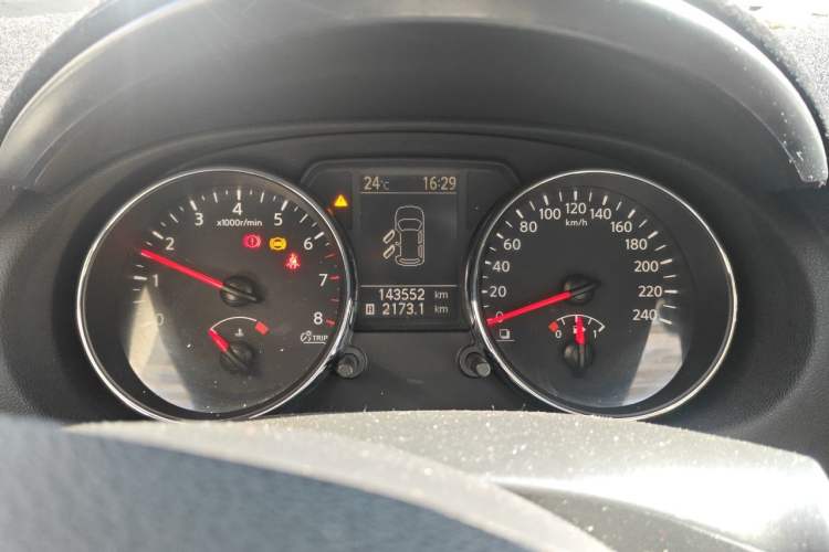 Used Nissan Qashqai 2011 2.0 XL Fire 6MT 2WD Instrument Cluster
