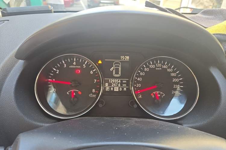 Used Nissan Qashqai 2011 2.0 XL Fire CVT 2WD Instrument Cluster
