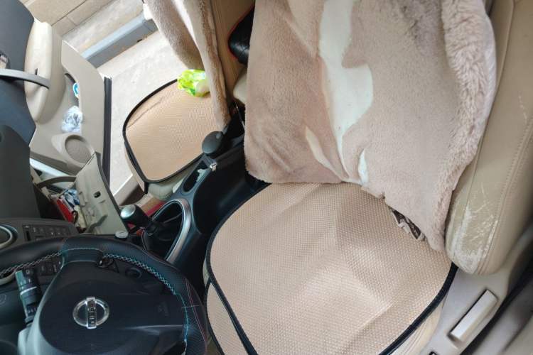 Used Nissan Qashqai 2011 2.0 XL Fire 6MT 2WD Left Front Seat