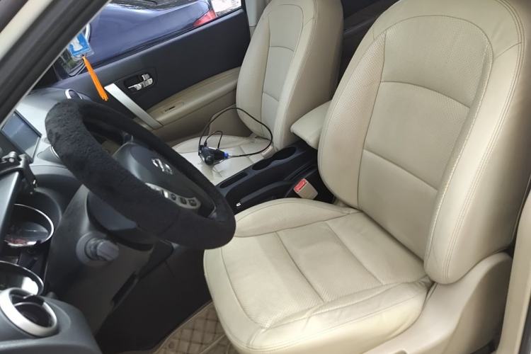 Used Nissan Qashqai 2011 2.0 XV Lea CVT 2WD Left Front Seat