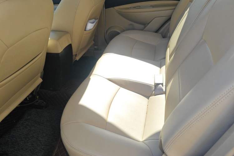 Used Nissan Qashqai 2011 2.0 XL Fire 6MT 2WD Left Rear Seat