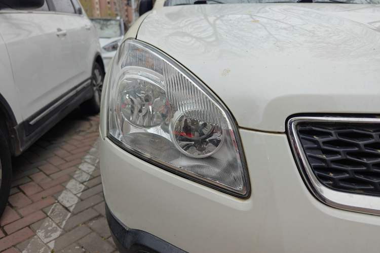 Used Nissan Qashqai 2011 2.0 XV Tigre CVT 4WD Right Front Headlight