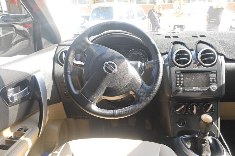 Used Nissan Qashqai 2011 2.0 XL Fire 6MT 2WD Steering Wheel