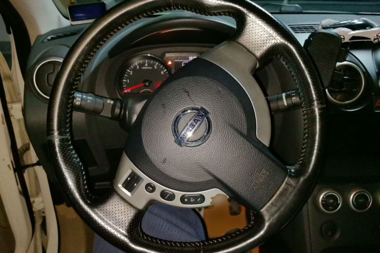 Used Nissan Qashqai 2011 2.0 XV Lea CVT 2WD Steering Wheel