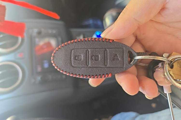 Used Nissan Qashqai 2011 2.0 XL Fire CVT 2WD Vehicle Key