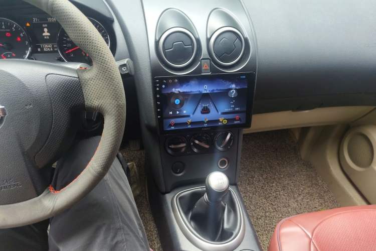Used Nissan Qashqai 2011 2.0 XL Fire 6MT 2WD Audio And AC Panel