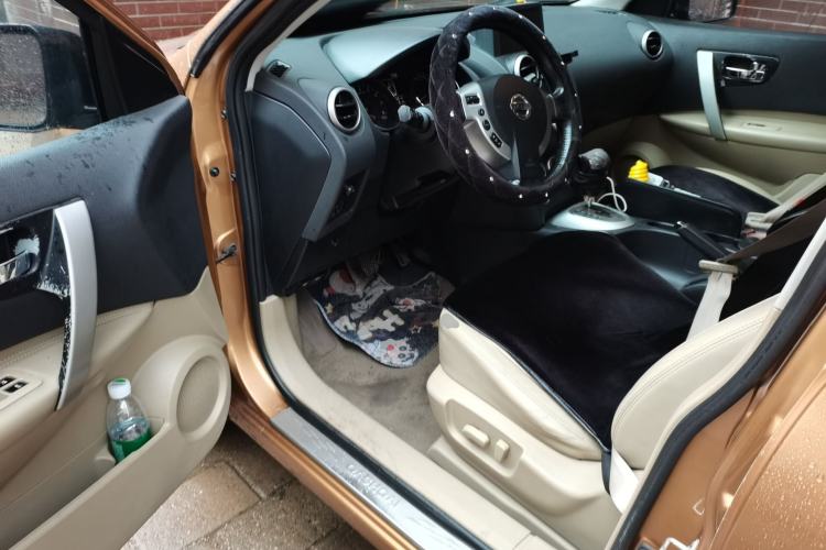 Used Nissan Qashqai 2011 2.0 XV Lea CVT 2WD Driver Seat