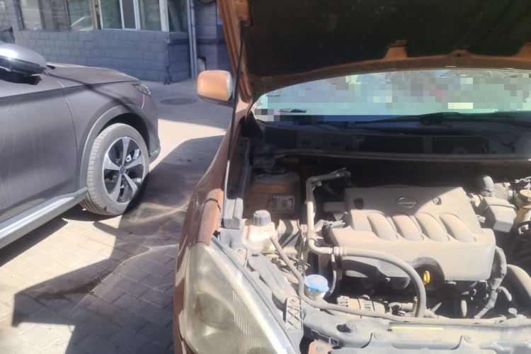 Used Nissan Qashqai 2011 2.0 XL Fire CVT 2WD Engine Bay Right