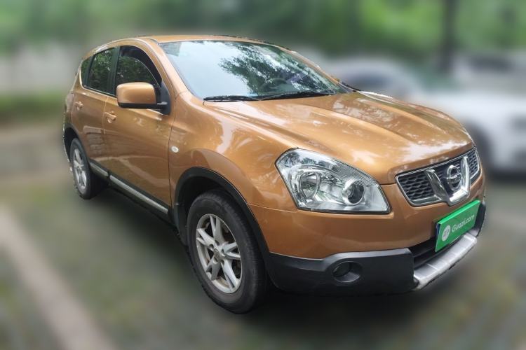 Used Nissan Qashqai 2011 2.0 XL Fire 6MT 2WD Front Right 45 Deg