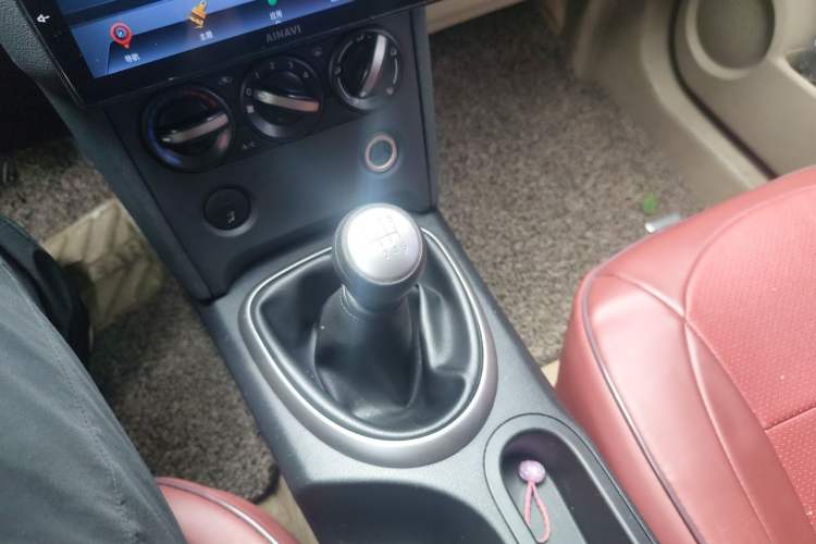 Used Nissan Qashqai 2011 2.0 XL Fire 6MT 2WD Gear Lever