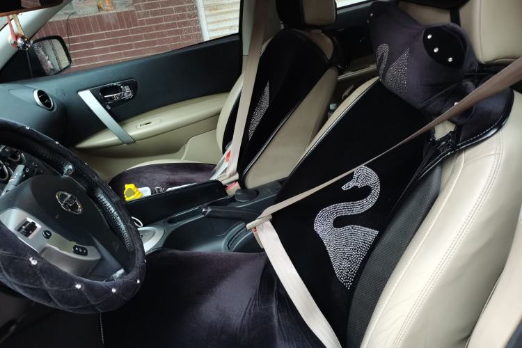 Used Nissan Qashqai 2011 2.0 XV Lea CVT 2WD Left Front Seat