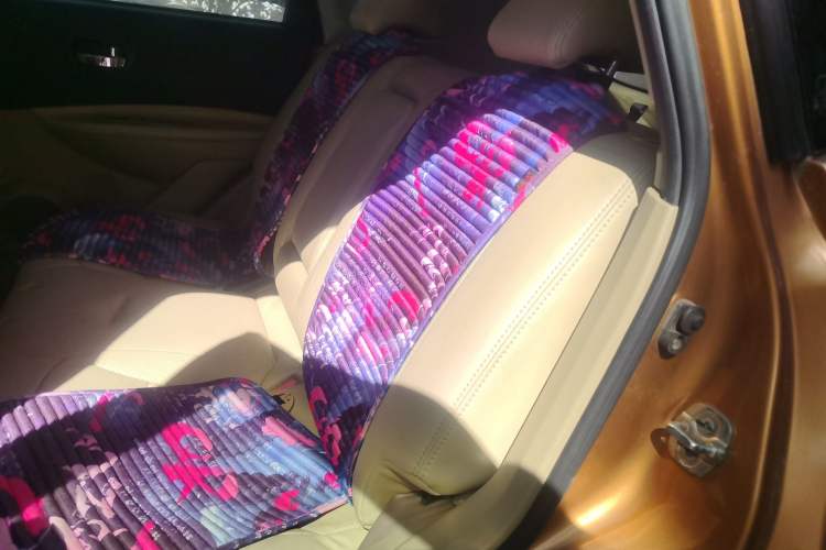 Used Nissan Qashqai 2011 2.0 XL Fire CVT 2WD Left Rear Seat