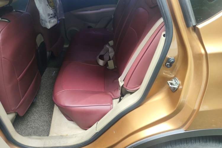Used Nissan Qashqai 2011 2.0 XL Fire 6MT 2WD Left Rear Seat