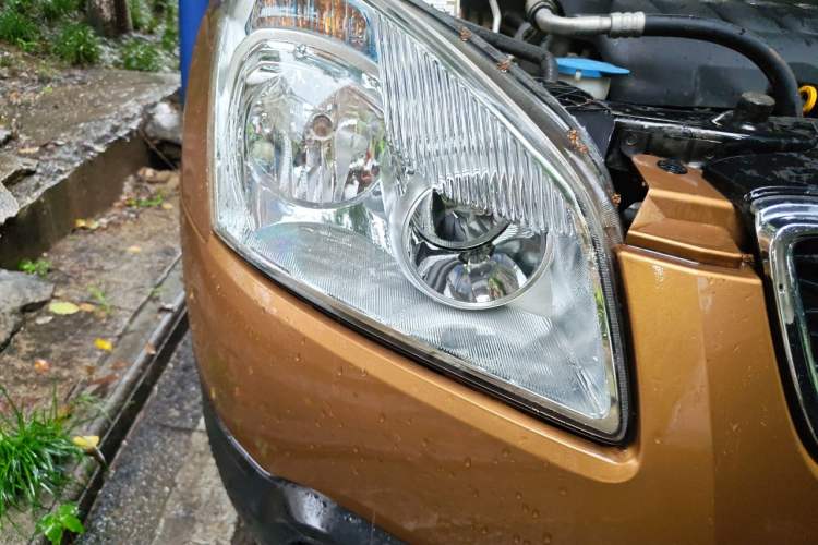 Used Nissan Qashqai 2011 2.0 XL Fire CVT 2WD Right Front Headlight