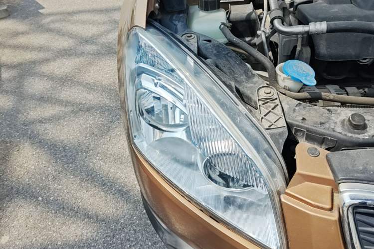 Used Nissan Qashqai 2011 2.0 XV Lea CVT 2WD Right Front Headlight