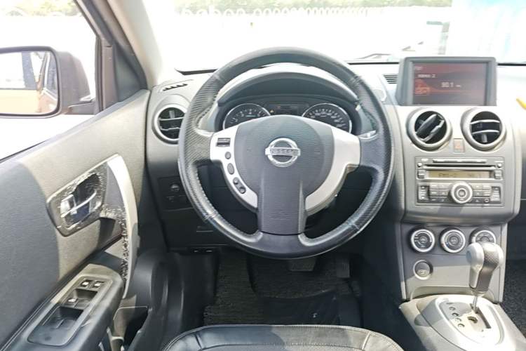 Used Nissan Qashqai 2011 2.0 XV Lea CVT 2WD Steering Wheel