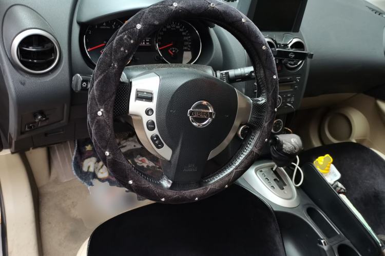 Used Nissan Qashqai 2011 2.0 XV Lea CVT 2WD Steering Wheel