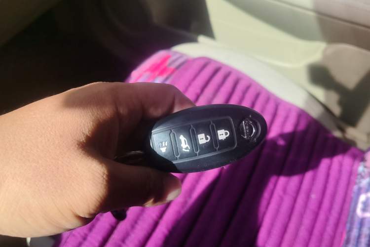 Used Nissan Qashqai 2011 2.0 XL Fire CVT 2WD Vehicle Key