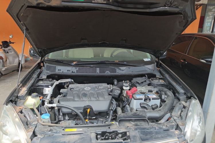 Used Nissan Qashqai 2012 2.0 XL Fire CVT 2WD Engine Bay