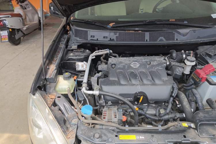 Used Nissan Qashqai 2012 2.0 XL Fire CVT 2WD Engine Bay Right