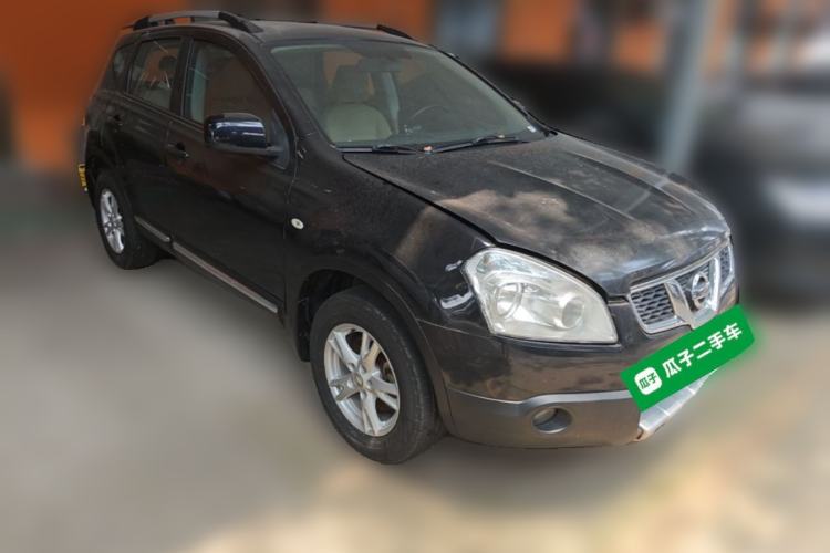 Used Nissan Qashqai 2012 2.0 XL Fire CVT 2WD Front Right 45 Deg