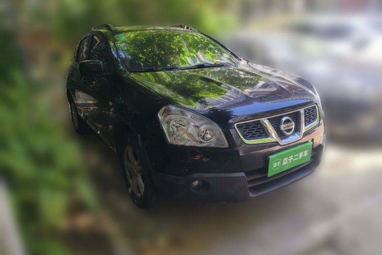 Used Nissan Qashqai 2012 2.0 XL Fire 6MT 2WD Front Right 45 Deg