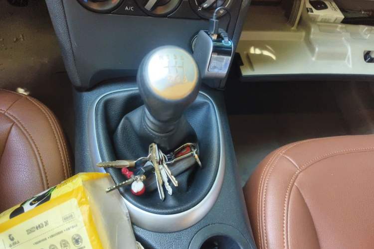 Used Nissan Qashqai 2012 2.0 XL Fire 6MT 2WD Gear Lever