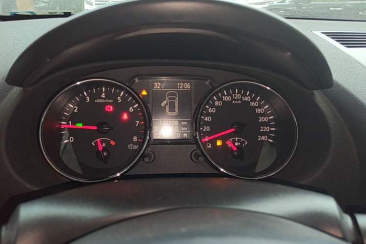 Used Nissan Qashqai 2012 2.0 XL Fire CVT 2WD Instrument Cluster