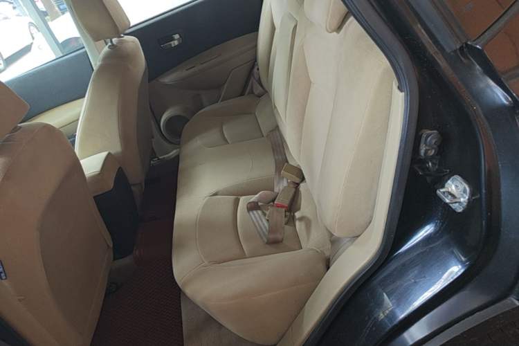Used Nissan Qashqai 2012 2.0 XL Fire CVT 2WD Left Rear Seat