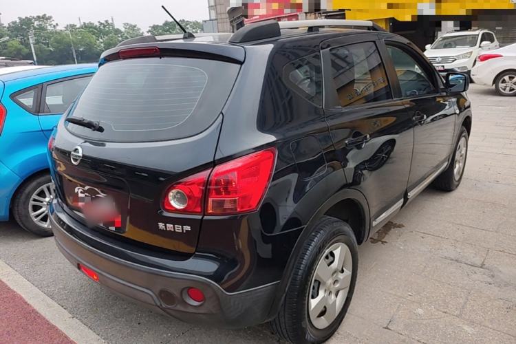 Used Nissan Qashqai 2012 1.6XE Wind 5MT 2WD Rear Right 45 Deg