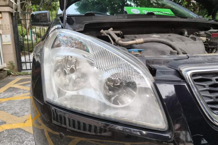 Used Nissan Qashqai 2012 2.0 XL Fire CVT 2WD Right Front Headlight