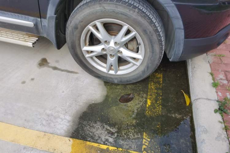 Used Nissan Qashqai 2012 2.0 XL Fire CVT 2WD Right Front Wheel Hub