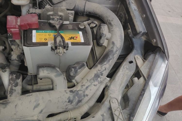 Used Nissan Qashqai 2012 1.6XE Wind 5MT 2WD Engine Bay Left