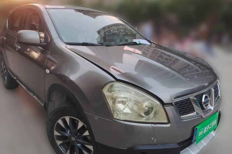 Used Nissan Qashqai 2012 1.6XE Wind 5MT 2WD Front Right 45 Deg