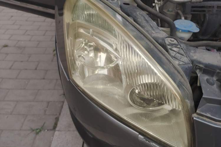 Used Nissan Qashqai 2012 1.6XE Wind 5MT 2WD Right Front Headlight