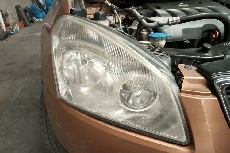 Used Nissan Qashqai 2012 2.0 XV LE CVT 2WD Right Front Headlight