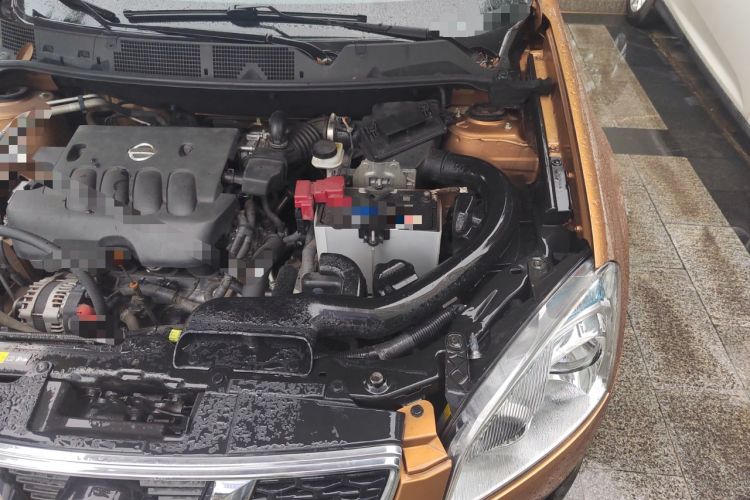 Used Nissan Qashqai 2012 2.0 XV LE CVT 2WD Engine Bay Left