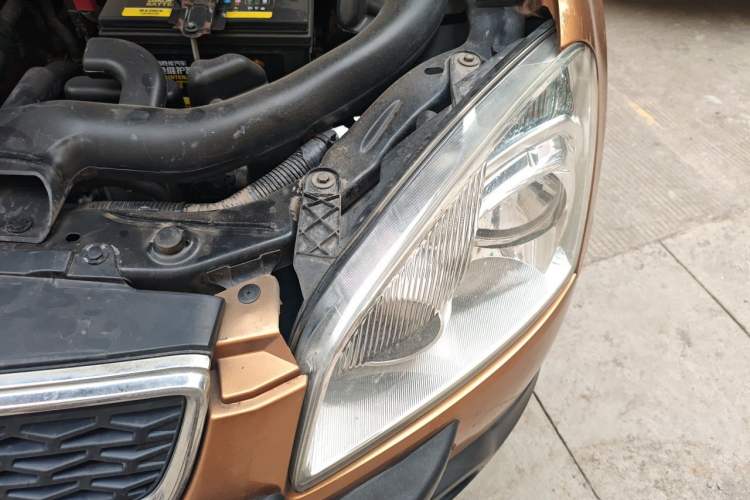 Used Nissan Qashqai 2012 2.0 XV LE CVT 2WD Engine Bay Left