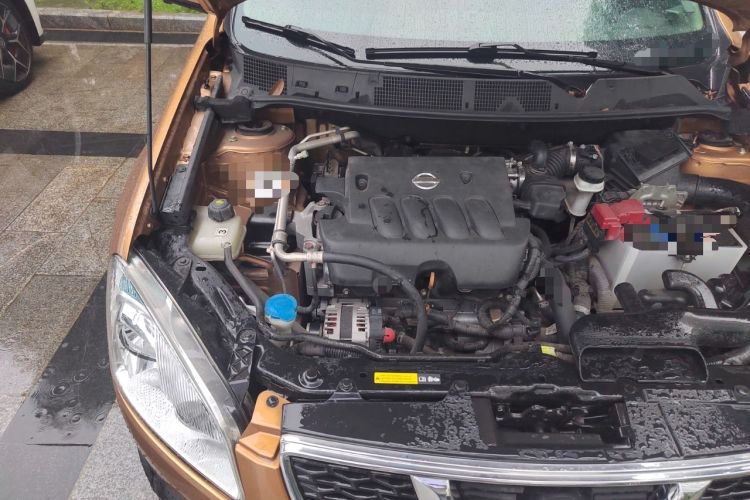 Used Nissan Qashqai 2012 2.0 XV LE CVT 2WD Engine Bay Right