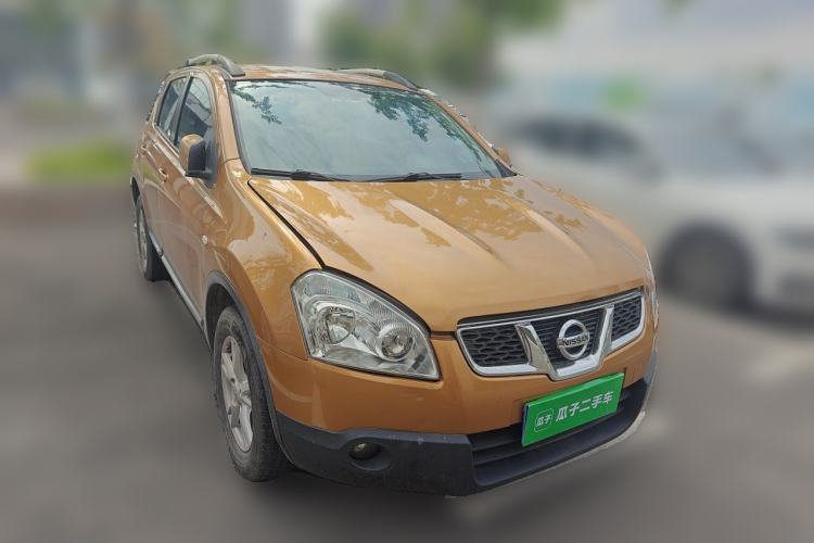 Used Nissan Qashqai 2012 2.0 XL Fire 6MT 2WD Front Right 45 Deg