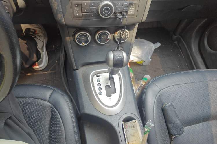 Used Nissan Qashqai 2012 2.0 XV LE CVT 2WD Gear Lever