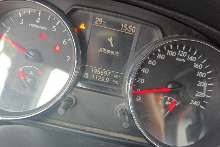 Used Nissan Qashqai 2012 2.0 XL Fire 6MT 2WD Odometer Close Up