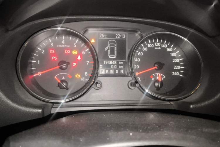Used Nissan Qashqai 2012 2.0 XV LE CVT 2WD Odometer Close Up