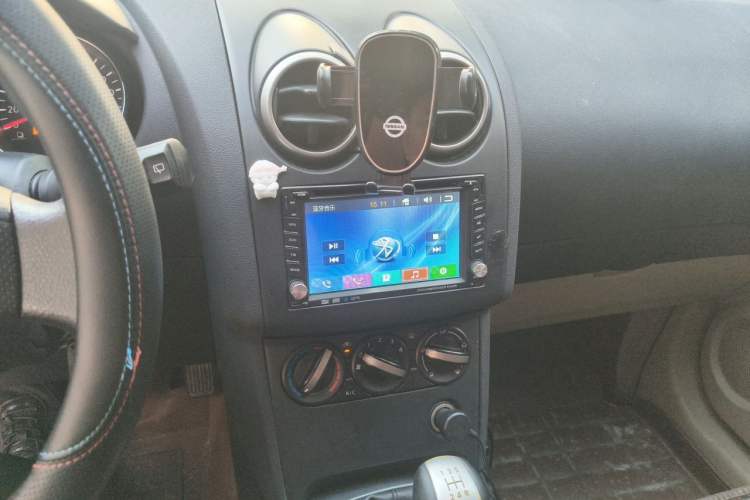 Used Nissan Qashqai 2012 1.6XE Wind 5MT 2WD Audio And AC Panel