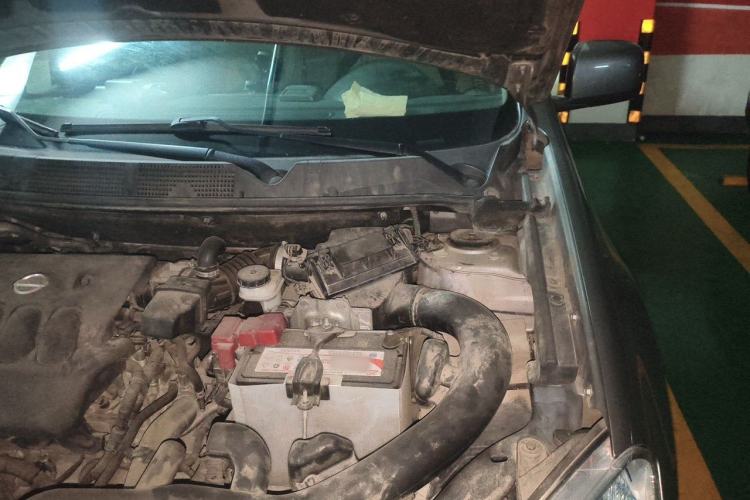 Used Nissan Qashqai 2012 2.0 XL Fire 6MT 2WD Engine Bay Left