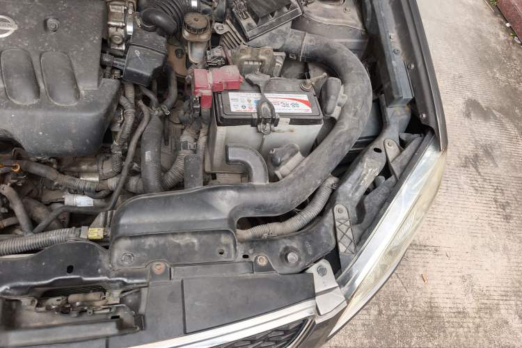 Used Nissan Qashqai 2012 2.0 XL Fire 6MT 2WD Engine Bay Left