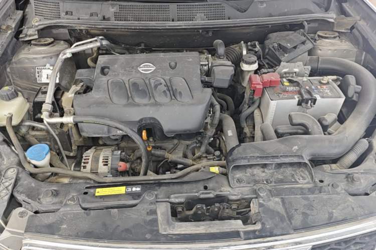 Used Nissan Qashqai 2012 2.0 XL Fire CVT 2WD Engine Bay