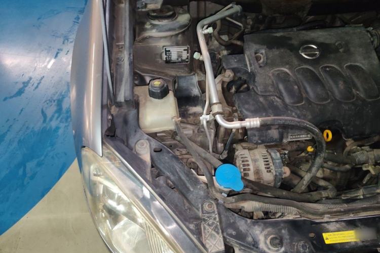 Used Nissan Qashqai 2012 2.0 XL Fire CVT 2WD Engine Bay Right